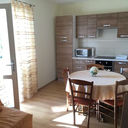 Apartment Biserka Barbat na Rabu Extérieur photo